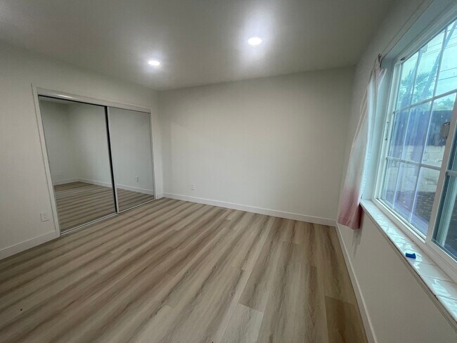 Building Photo - 11552 Gothic Ave
