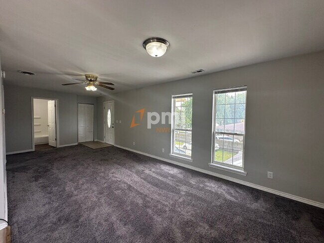 Building Photo - 12910 S Cline Ave