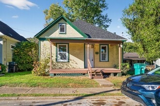 Building Photo - 115 Martin St