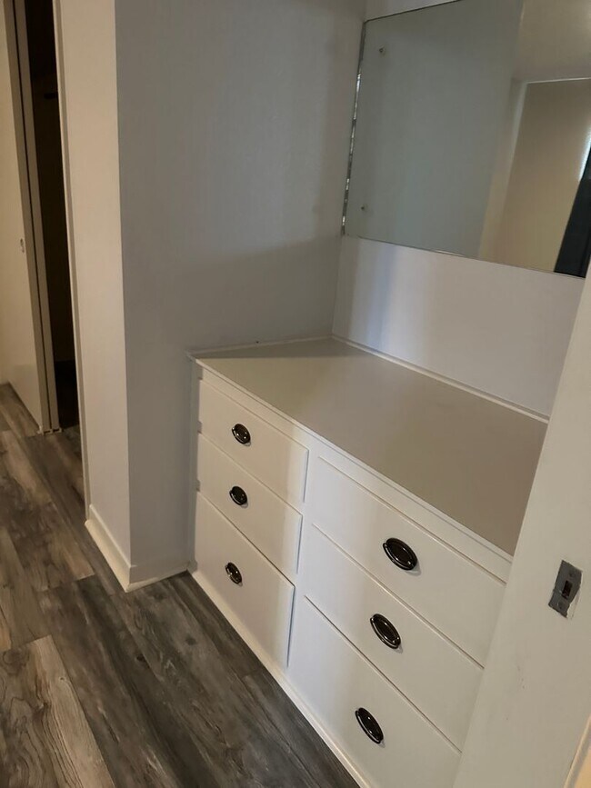 Foto del edificio - 944 Princewood Ct