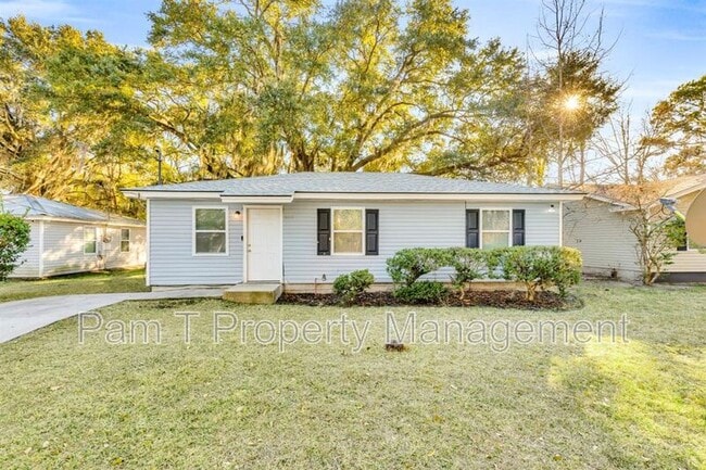 Building Photo - 1925 Cowan Ave