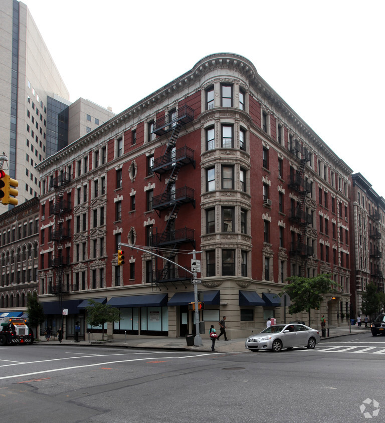 Primary Photo - 51 E 97th St