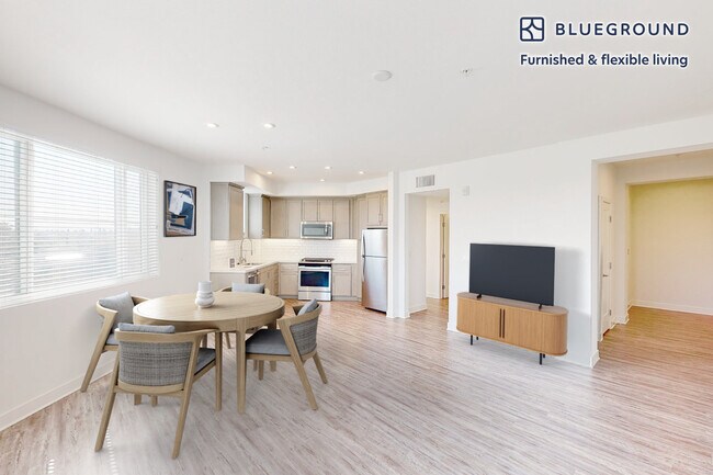 Foto del edificio - 12651 Artesia Blvd