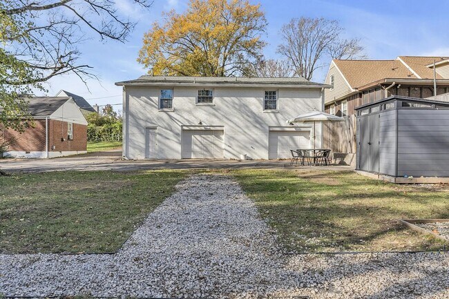 Foto del edificio - 2906 McNairy Ln