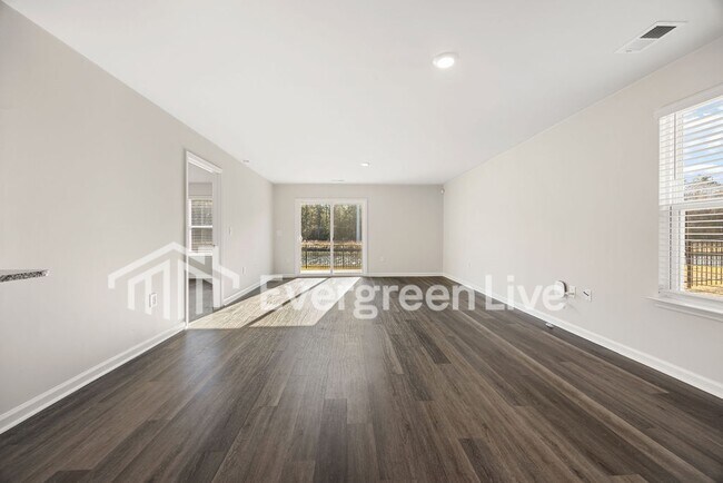 Foto del edificio - Available Now!