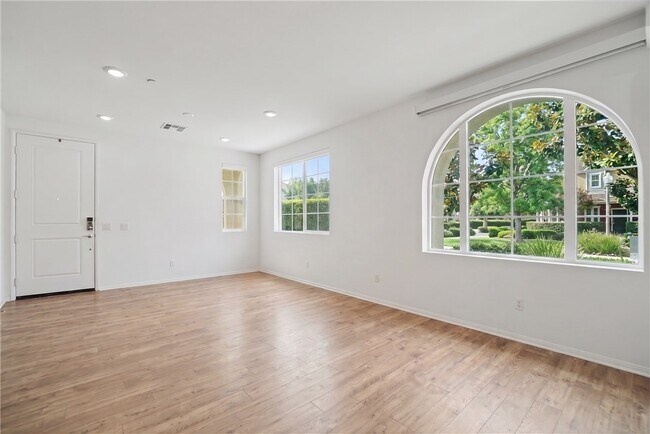 Building Photo - 15967 W Preserve Loop