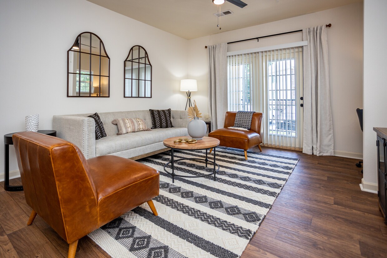 Photo - Legacy Pointe Apartments