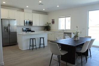Building Photo - 12663 Snowy Owl Wy