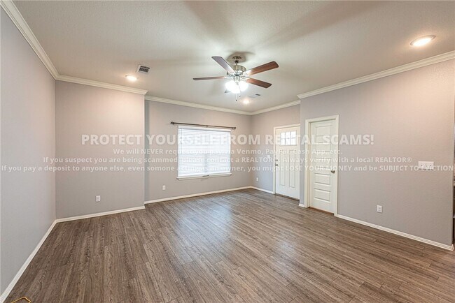 Foto del edificio - 1374 N Corsica Dr