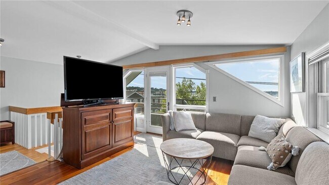 Foto del edificio - 492 Thames St