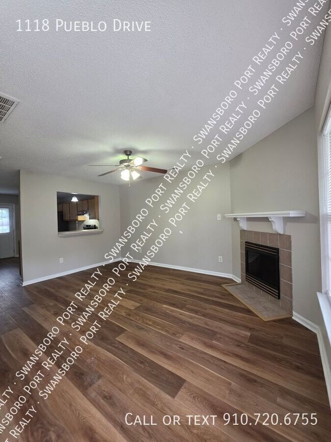 Building Photo - 1118 Pueblo Dr