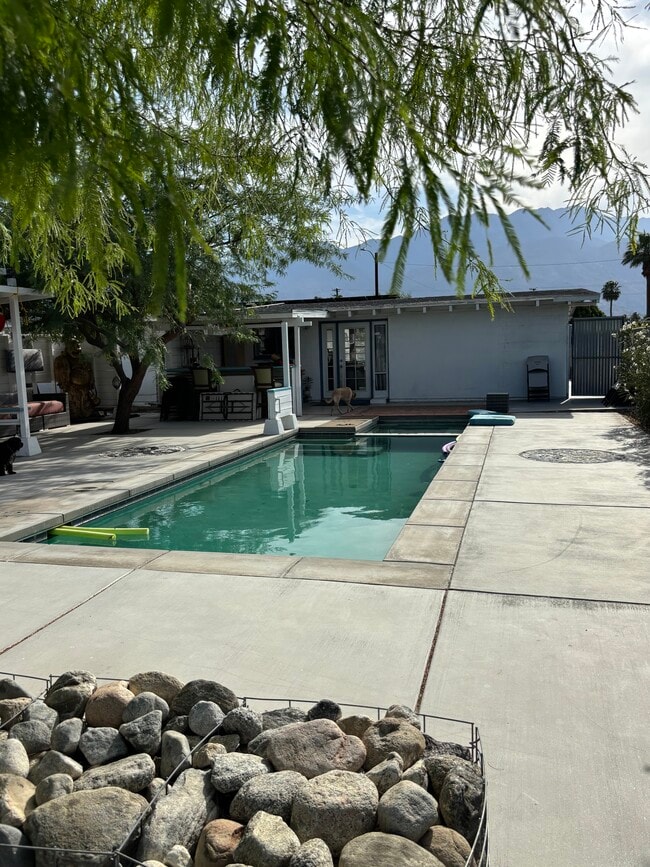 Building Photo - 30312 San Luis Rey Dr