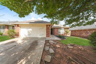 Building Photo - 3417 Shona Way