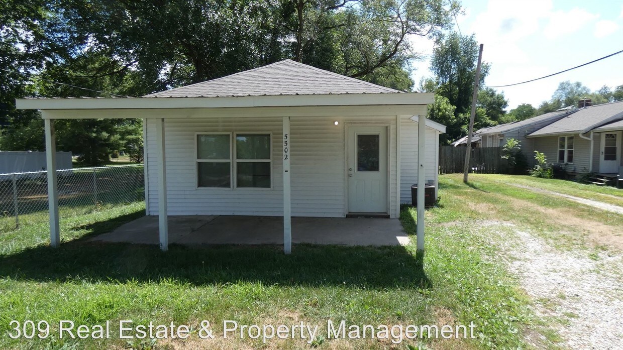Primary Photo - 2 br, 1 bath House - 5502 W Farmington Rd