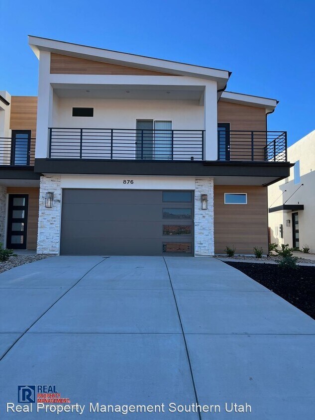 Primary Photo - 3 br, 2.5 bath House - 876 E Desert Cactus Dr