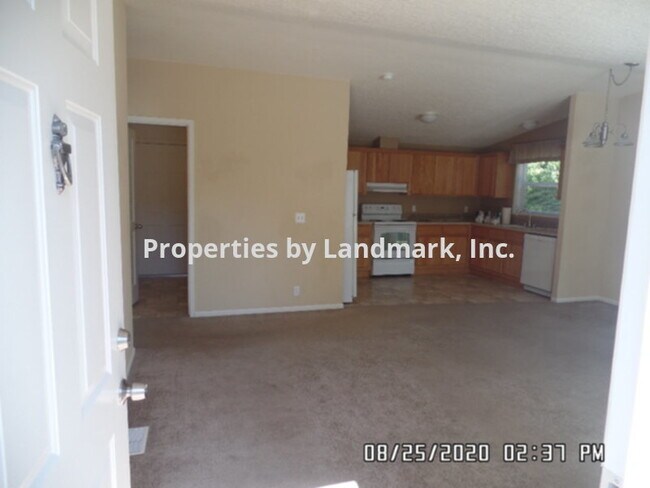 Building Photo - 351 Wilcox Ln