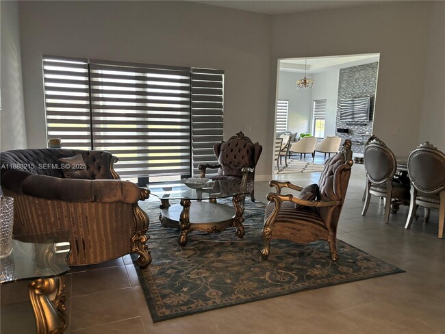 Building Photo - 5107 Genoa St