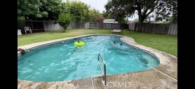 Foto del edificio - 230 Plains Ct