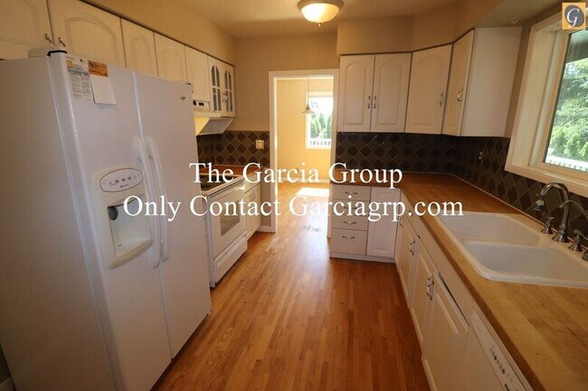 Foto del edificio - 7621 SW 25th Ave
