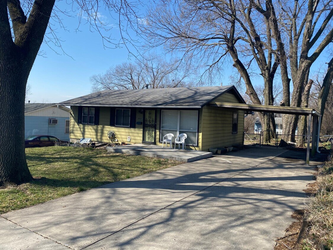 Foto principal - 3512 Cypress Ave