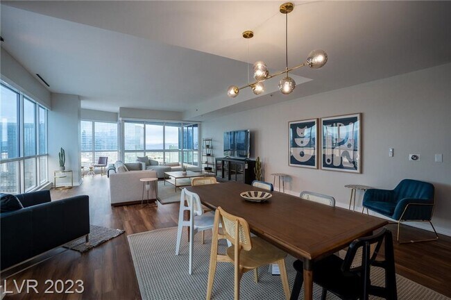 Building Photo - 4575 Dean Martin Dr