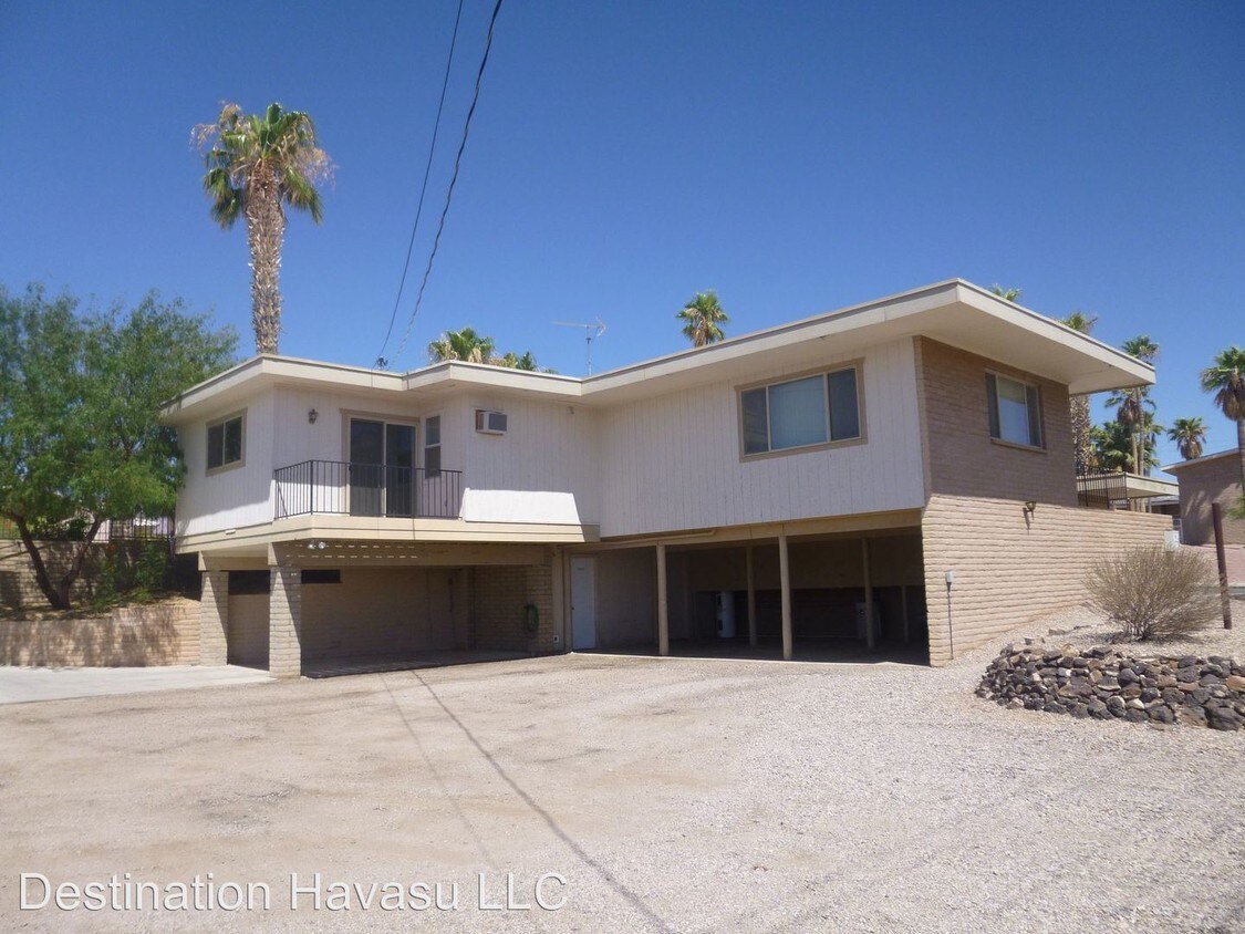 Building Photo - 2755 Palo Verde Blvd S