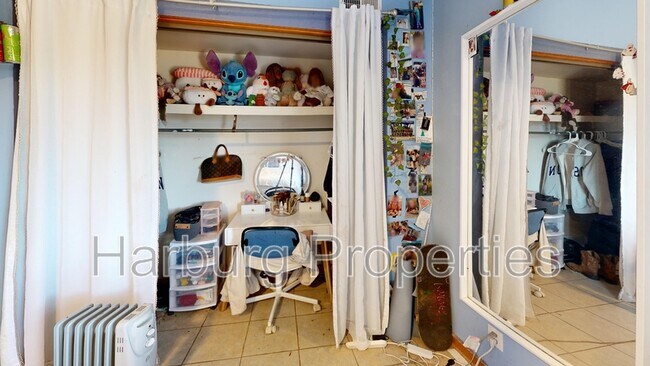 Foto del edificio - 3322 Ridge Rd