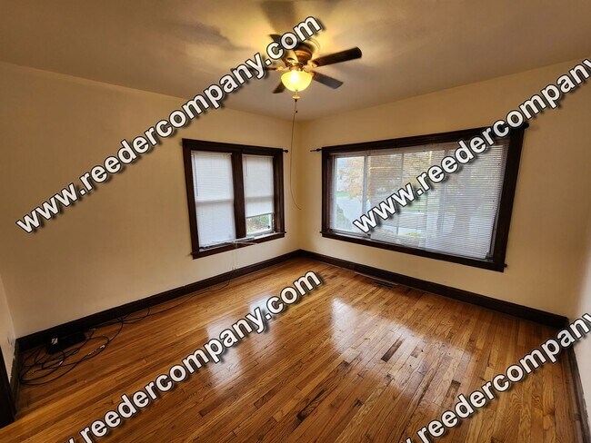 Building Photo - 1649 Lake Ave.