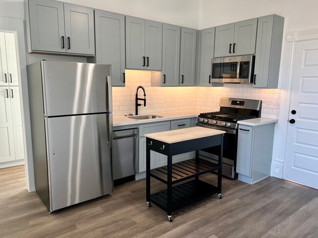 Photo - 157 W Angela St Apartment