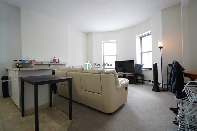 Building Photo - 550 Massachusetts Ave