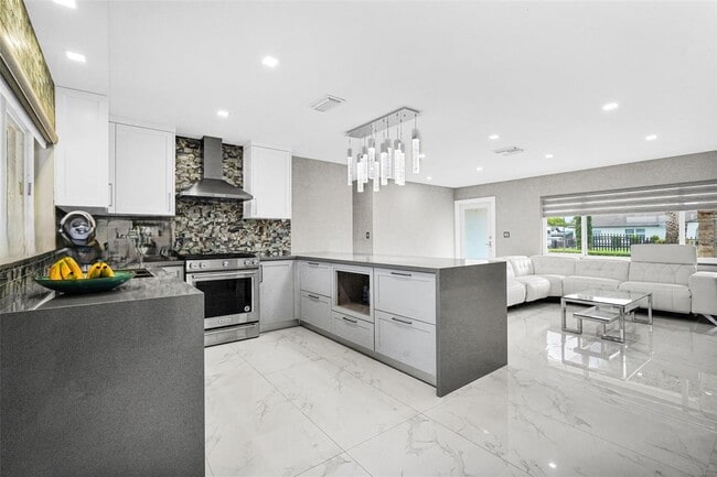 Foto del edificio - 4225 SW 133rd Ct
