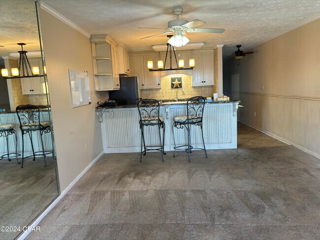 Building Photo - 5505 Sun Harbor Rd