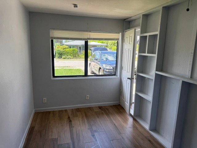 Foto del edificio - 1098 NE 37th St