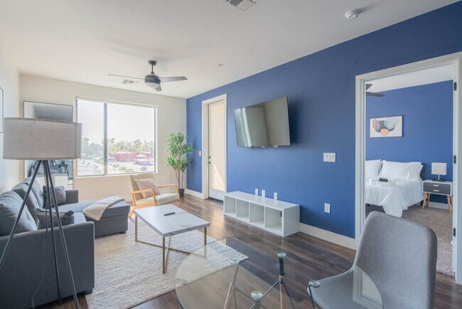 Foto del edificio - 701 W Rio Salado Pkwy