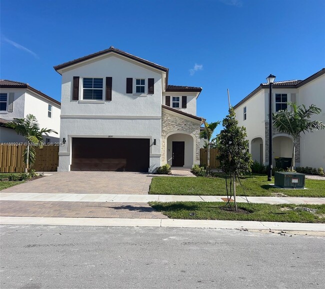 Foto del edificio - 2651 SE 24th Dr