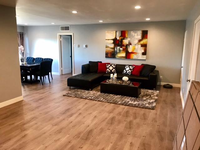 Foto principal - 12955 Riverside Dr