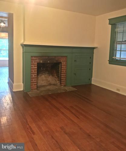 Primary Photo - 3601 W Market St