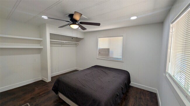 Foto del edificio - 266 Hunters Glen