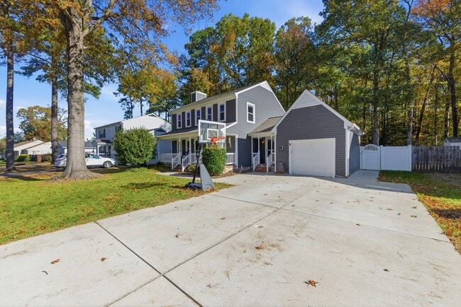 Building Photo - 216 Tiger Run