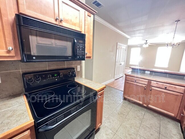 Photo - 2104 Mount Hope Alley Apartment