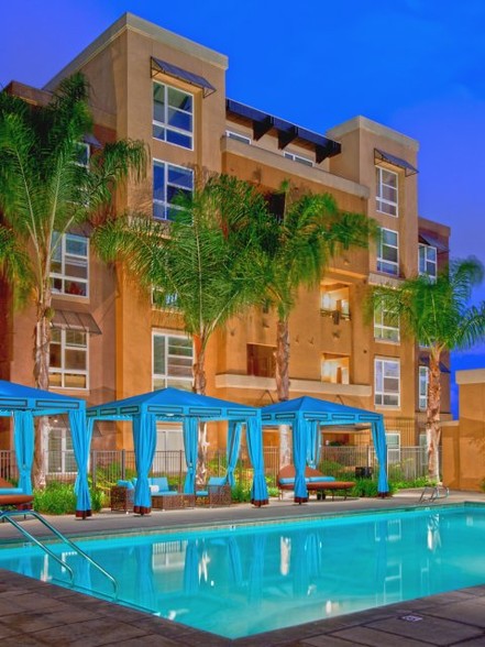 Calypso Apartments and Lofts Rentals - Irvine, CA | Apartments.com