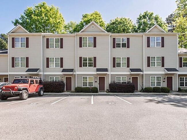 Building Photo - 57 Red Ln