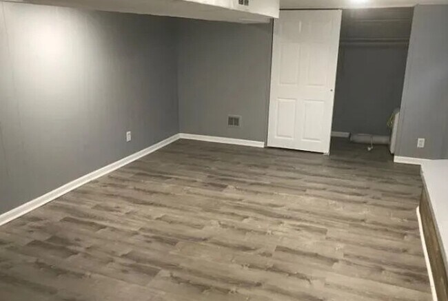 Foto del edificio - 237 Park Ln