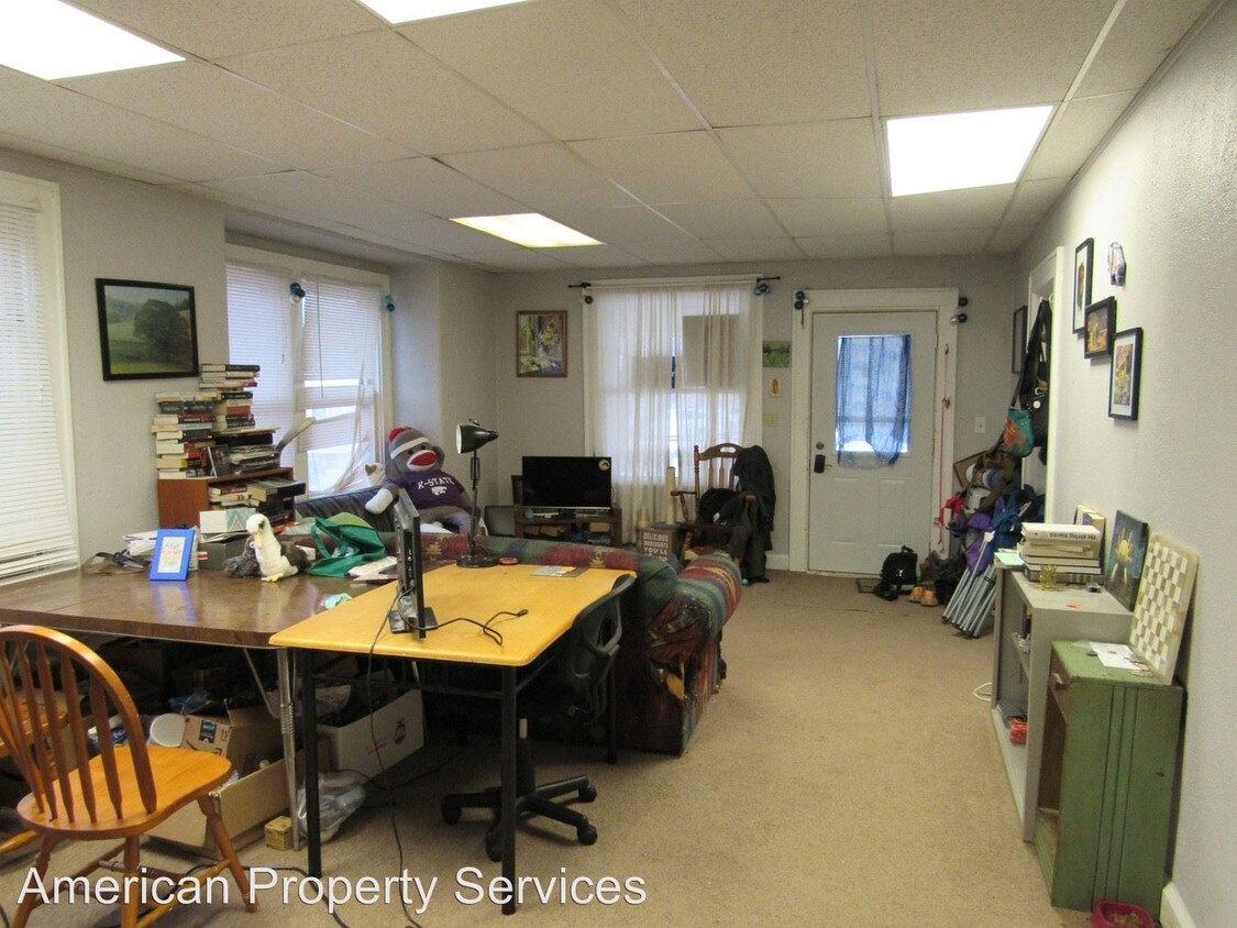 Primary Photo - 415 N 10th St