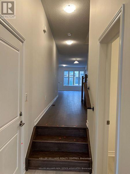 Photo du bâtiment - 1435 Watercress Wy