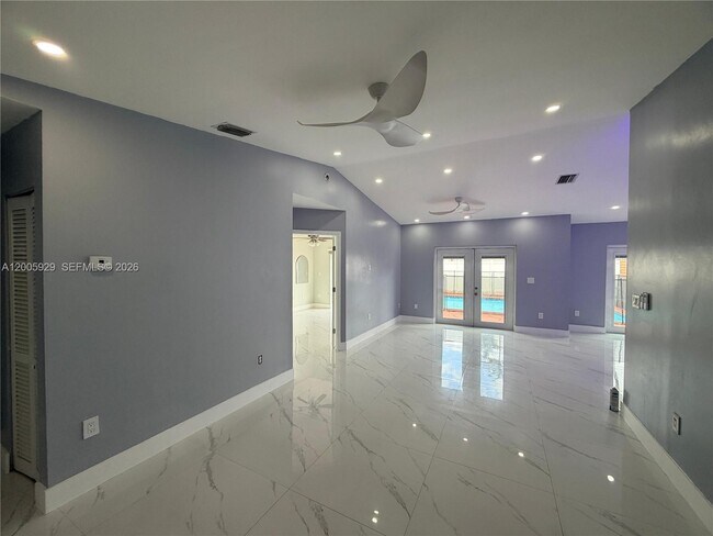 Foto del edificio - 14899 SW 176th St