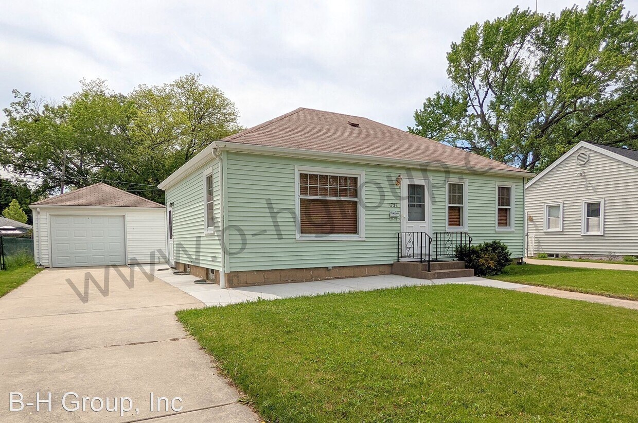 Primary Photo - 2 br, 1.5 bath House - 1728 Orchard St
