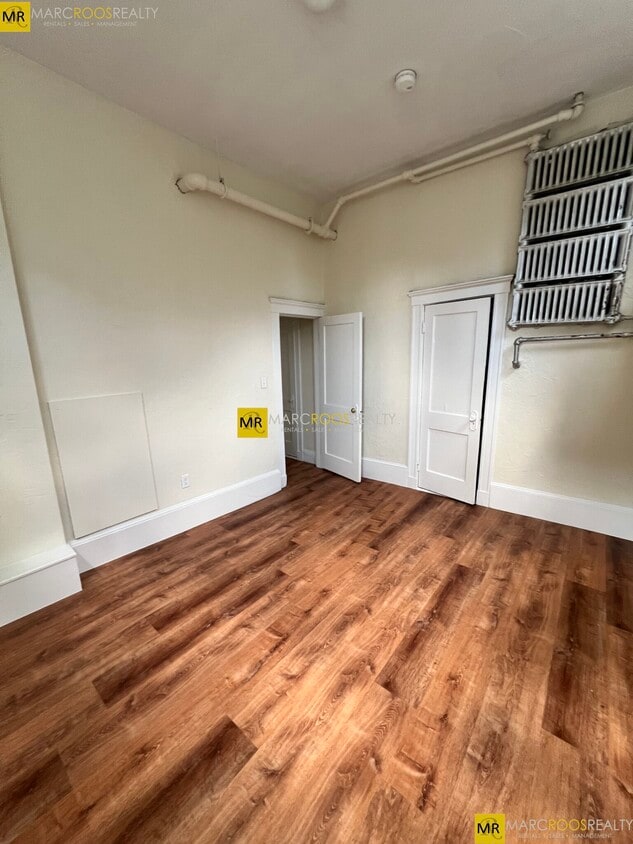 Building Photo - 90 Brainerd Rd