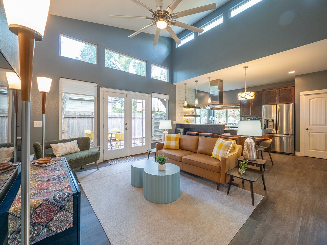 Foto principal - 1005 Mansell Ave