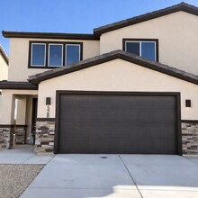 Building Photo - 528 N 480 W